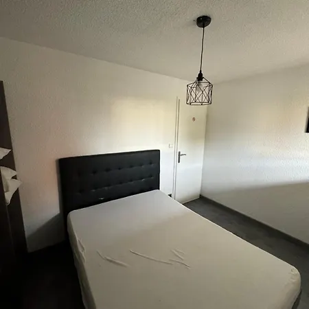 T2 Cap D Au Calme Proche Toute Commodite Port Et Ile Des Loisirs Apartamento *
